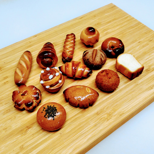 飾りパンマグネット 「あんぱん」2個セット マグネット はっぱ