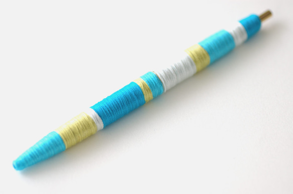 フランス製刺繍糸による小さな色調表現™『AQUA』(ボールペン) 2枚目の画像