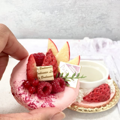 マカロンケーキ小物入れ ピンクベリータイプ フェイクスイーツ その他