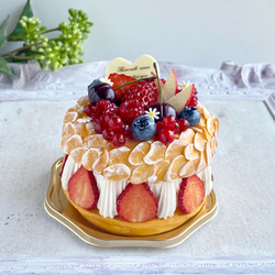 【ひび様】フェイクスイーツ◆ハート型♡パリパリ♬苺のミルフィーユ◆すみれブーケ飾 ひび様】フェイクスイーツ◇ハート型♡パリパリ♬苺のミルフィーユ