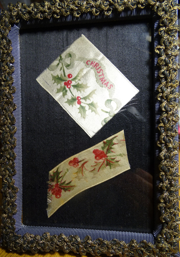 古きイギリスから、シルクのクリスマスリボンの額 1枚目の画像