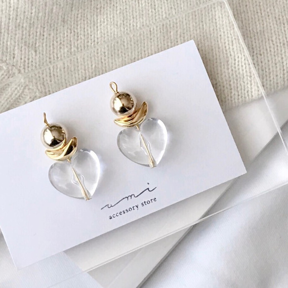 gold × clear heart  pierce / earring 2枚目の画像
