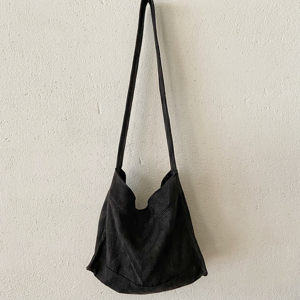 french linen herringbone shoulder bag (black) 1枚目の画像