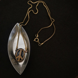 german vintage glass cabochon necklace (peace) 1枚目の画像
