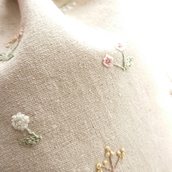 小さなお花刺繍の巾着袋 3枚目の画像
