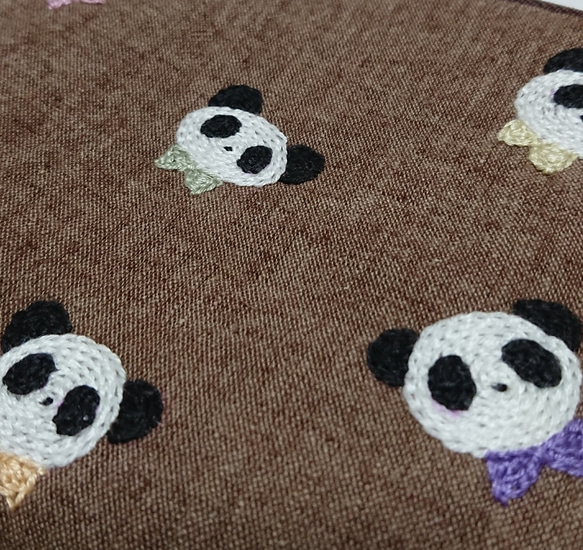 パンダ刺繍のポーチ 4枚目の画像