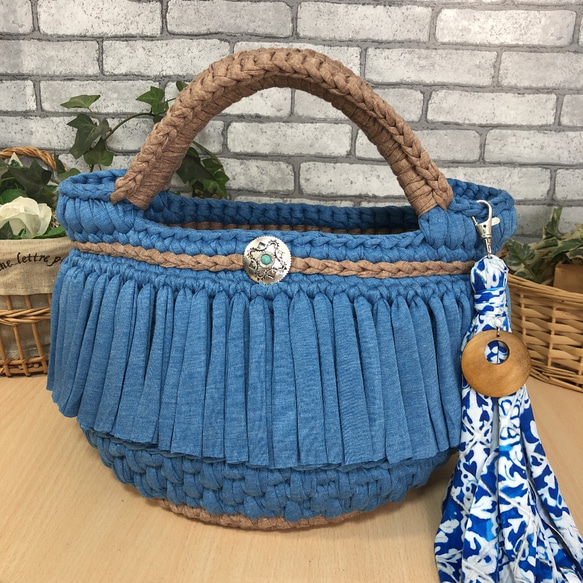 ショートフリンジ❁ぽこぽこ編みマルシェbag❁デニムブルー 2枚目の画像