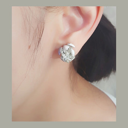 茶花芽～clip earring 小花可當耳骨夾 第5張的照片