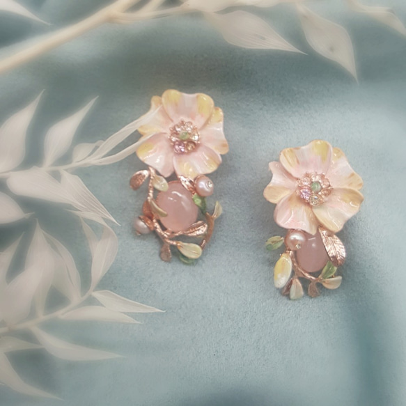 花＊葉包鑲粉紅水晶earring~可訂製夾式耳環 第2張的照片