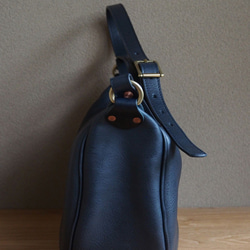 fastener shoulder bag (navy) - ファスナーショルダーバッグ（ネイビー） 2枚目の画像