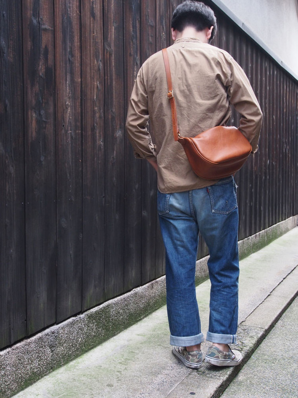 fastener shoulder bag (navy) - ファスナーショルダーバッグ（ネイビー） 6枚目の画像