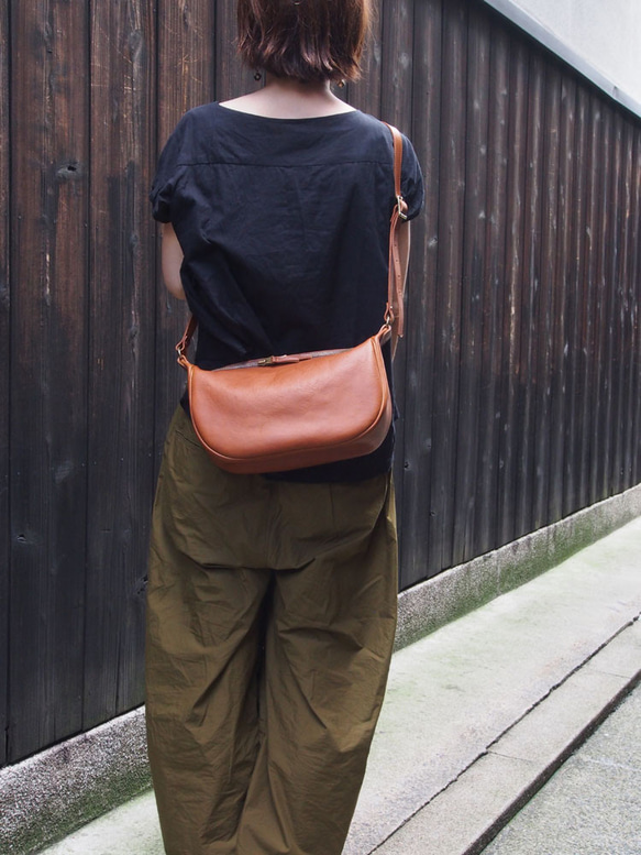 fastener shoulder bag (navy) - ファスナーショルダーバッグ（ネイビー） 7枚目の画像