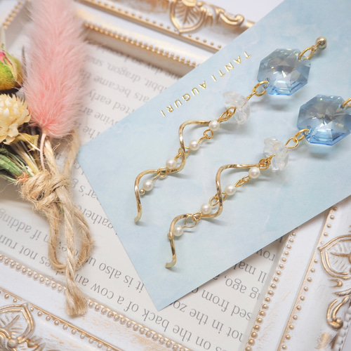 浅瀬の花クラゲ ピアス（スタッド・一粒） nana accessory 通販