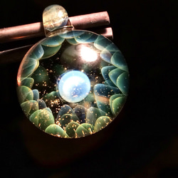 宇宙ガラスペンダント (1点物) ボロシリケイトガラス 5枚目の画像