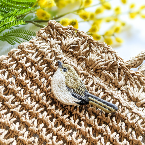 《特集・メルマガ掲載》ウグイスの刺繍ブローチ　春　野鳥 6枚目の画像