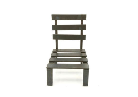 スマホスタンド(イス型) 2枚目の画像