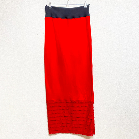 人魚裾~キモノスカート~【red×red】短いアンティーク着物の味方♫ 裾にふりふりレースを♪♪♪ 1枚目の画像