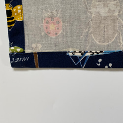 昆虫柄120〜130☆こどもエプロン、三角巾、巾着の3点セット 5枚目の画像