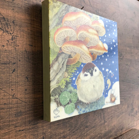 「雪の夜のスズメ」15x15cm パネル作品 3枚目の画像