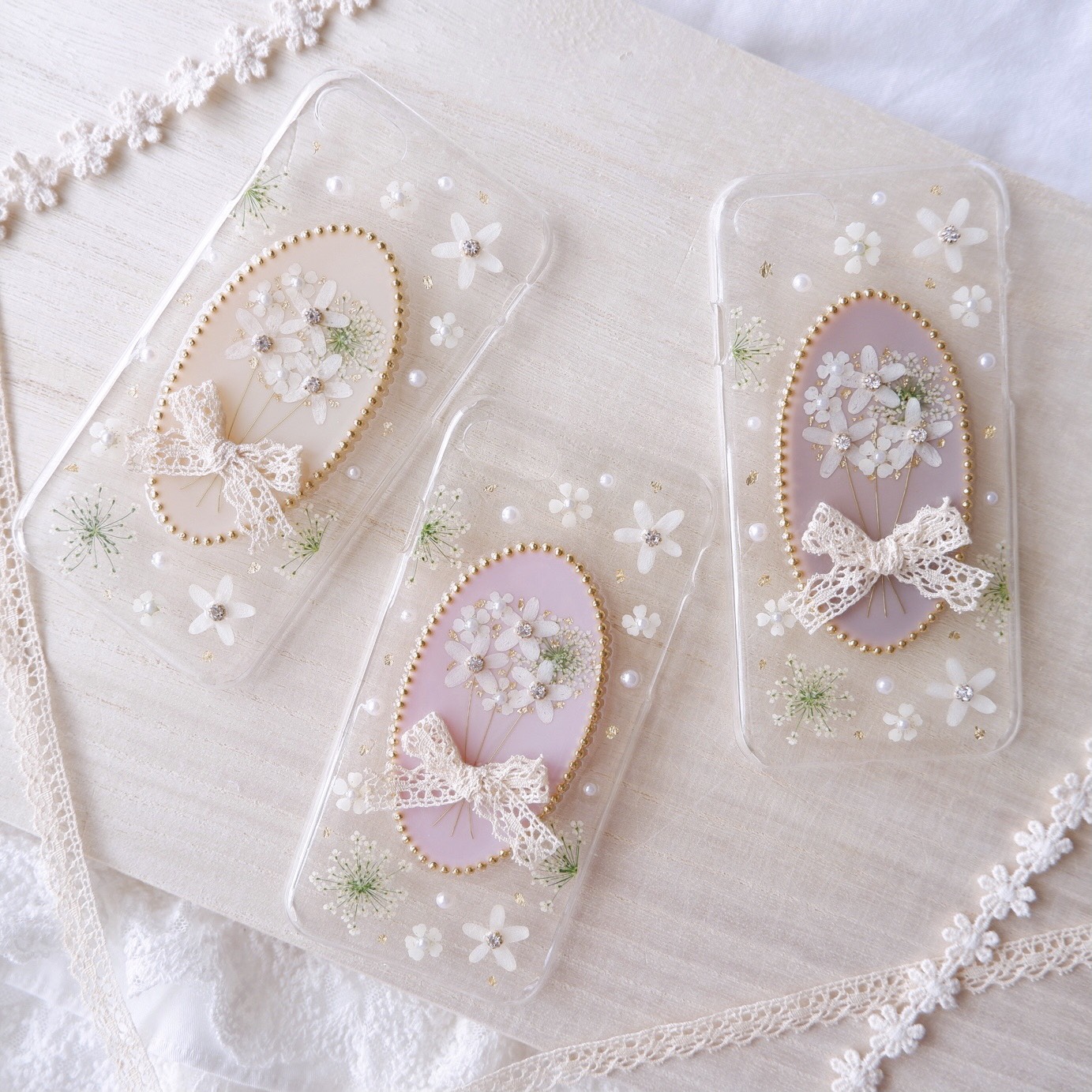 オーバル・ホワイトブーケ❁.*･ﾟスマホケース【※iPhone専用ページ】