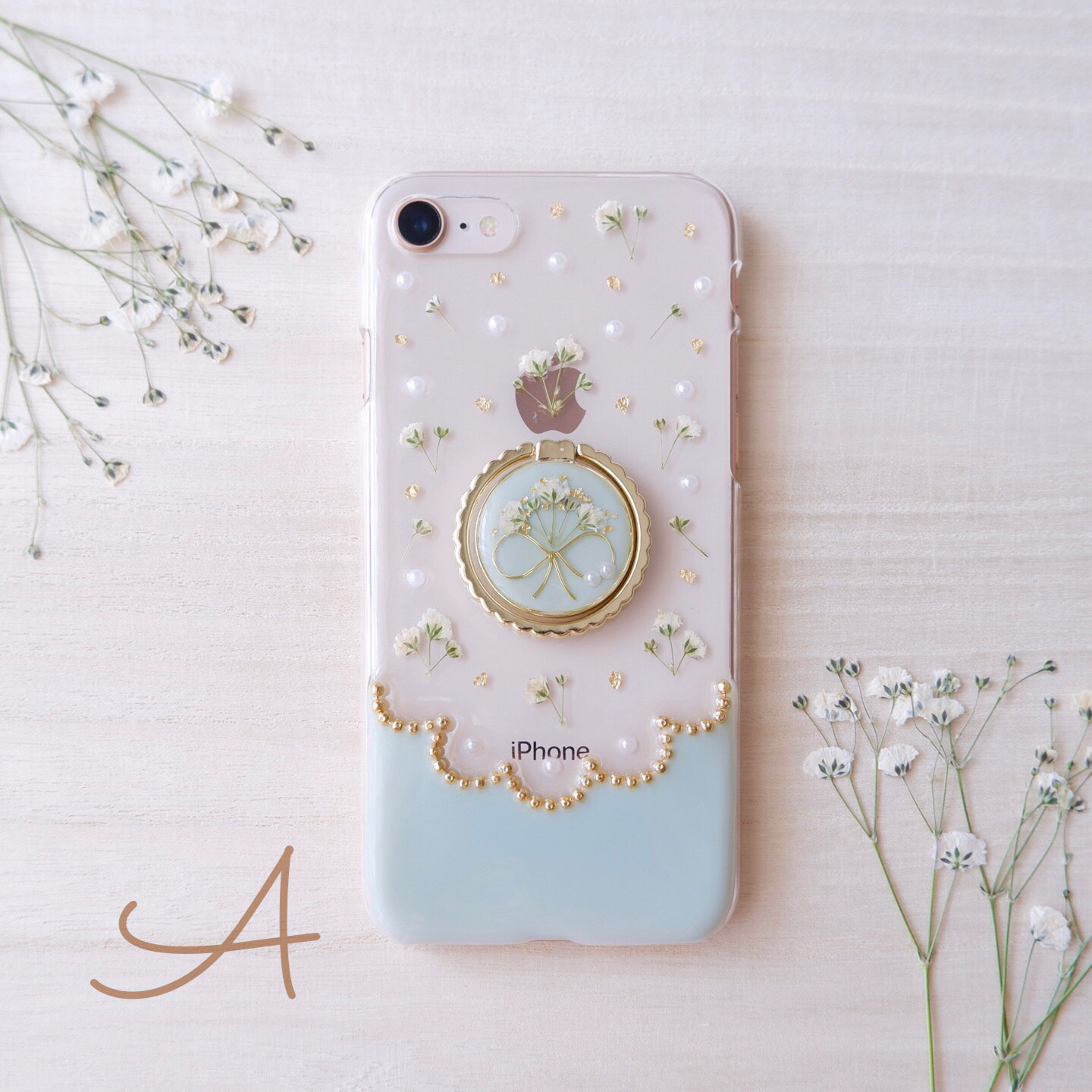 ❁スマホリング付き❁【全機種対応】かすみ草ブーケのスカラップ❁.*･ﾟスマホケース