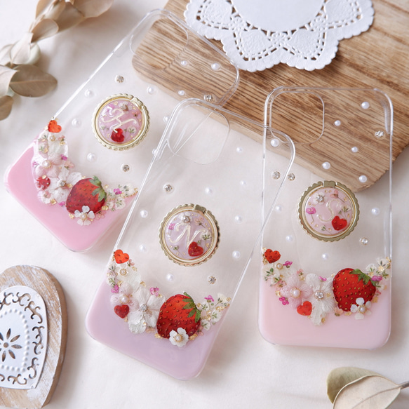 ❁スマホリング付き❁ 文字入れいちごフラワー❁.*・ﾟスマホケース