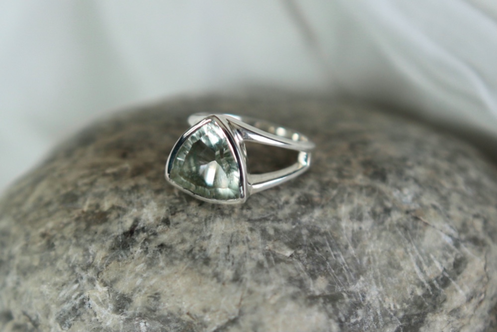 ☆グリーンクォーツのボリュームリング