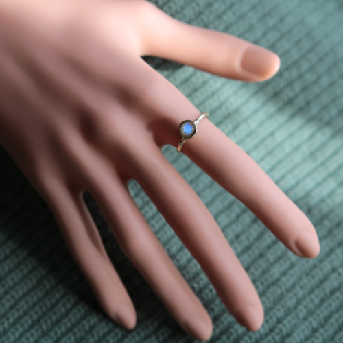 月のカケラ⭐︎ロイヤルブルームーンストーンK10YG⭐︎ ring 指輪 