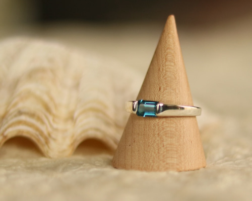 0_061e407eb7c69439ef8f25c851df