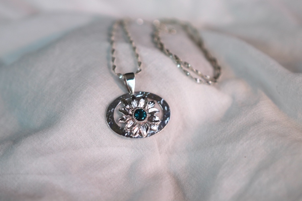 《再販》お花のペンダント⭐︎ロンドンブルートパーズ⭐︎