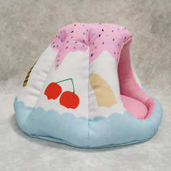 暖屋-草莓剉冰 貓窩 寵物床 第4張的照片
