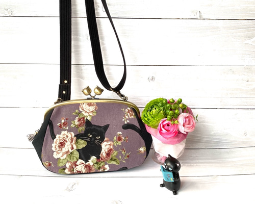 ハンドメイド♪本革薔薇がま口ショルダーバッグ♪ブラックキラキラピンク♪ 親子がま口バッグ【黒猫と薔薇】パープル ポシェット ねこの手工房