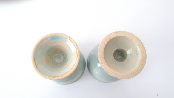エメラルドグリーンの陶器のゴブレット 8枚目の画像