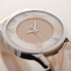 腕時計 鯖江バングルウォッチ ビッグフェイス アイボリー 2枚目の画像
