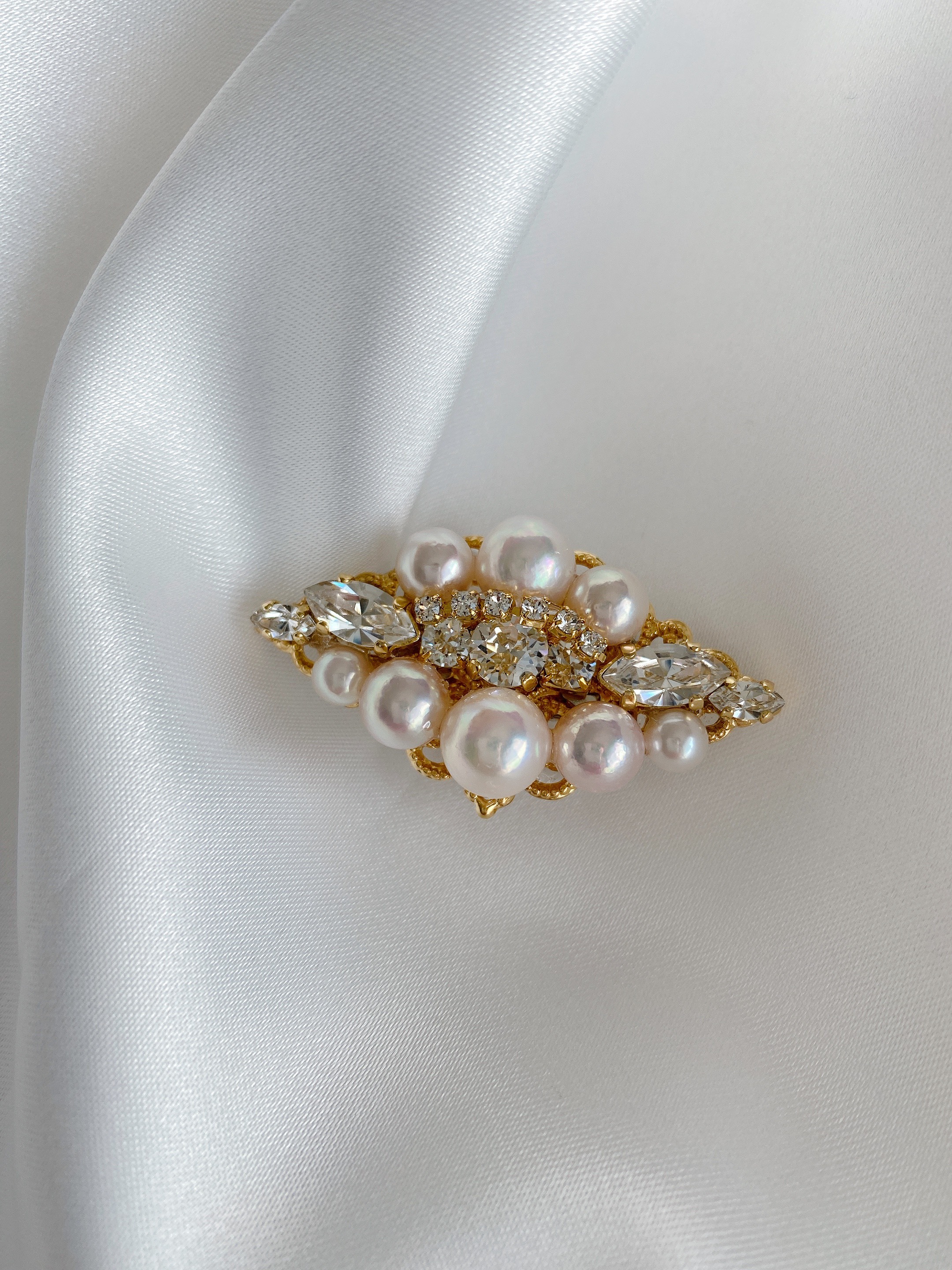 あこや真珠&ビジュー《アンシャンテ》帯留め