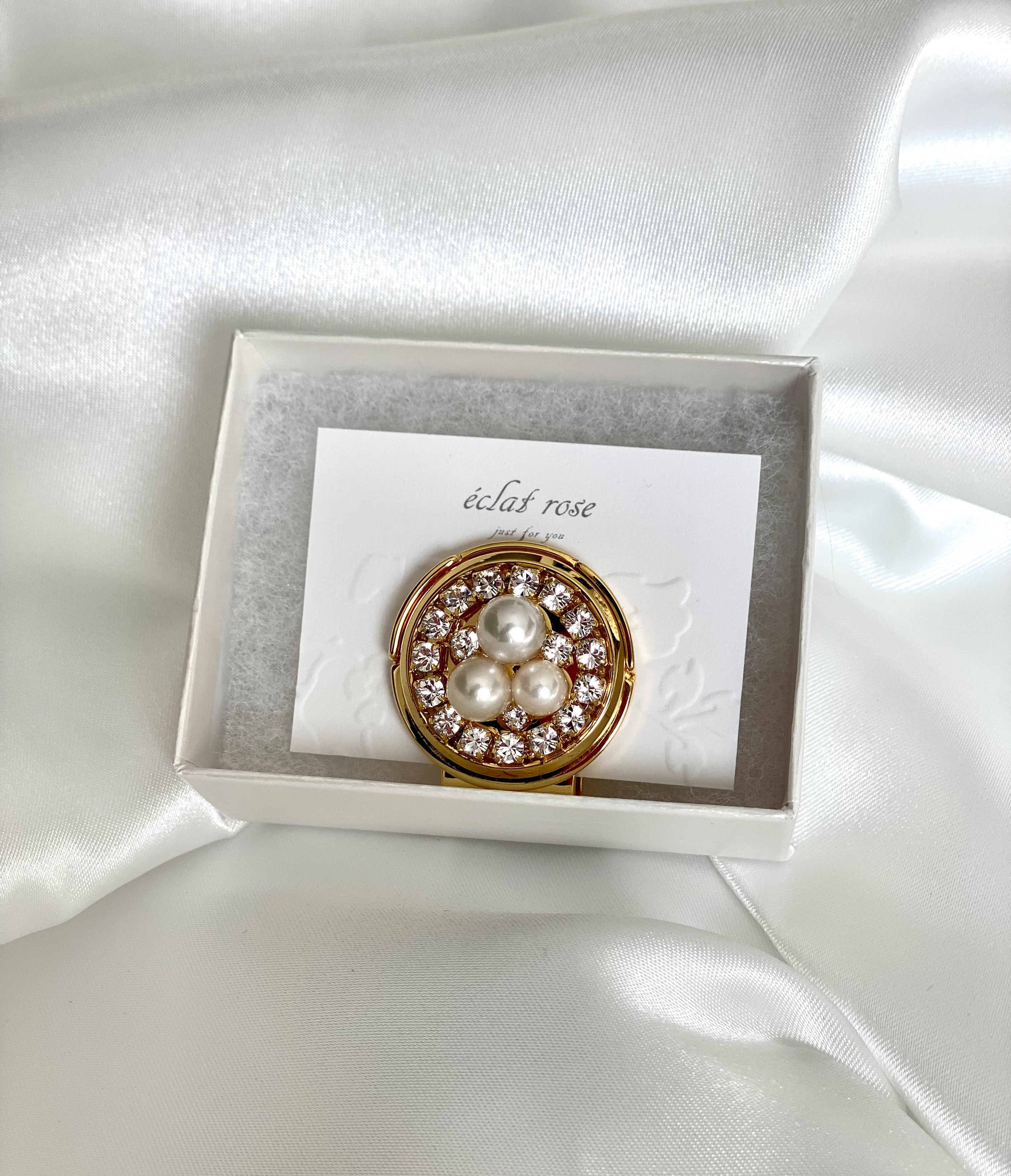 あこや真珠&ビジュー〈トライアングルパール〉ボールマーカー