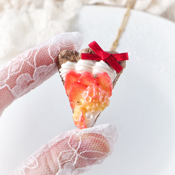 ♔リボンでおめかし♔ プリンセス いちごタルトケーキ（受注生産） 2枚目の画像