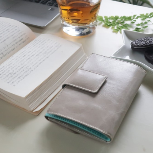 二つ折り財布 カルテラ Cartera （アッシュ・ターコイズブルー
