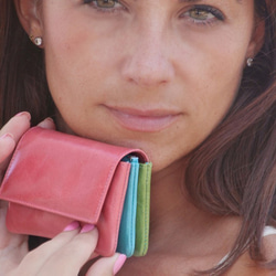 世界的一流ブランドを手掛ける職人が作る本革ミニ財布（ターコイズ・緑・黄) 8枚目の画像
