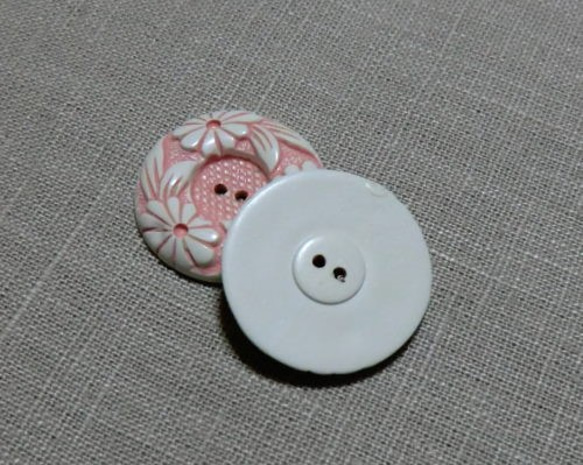 セルロイドバフボタン（ピンク✕ホワイト） 3枚目の画像