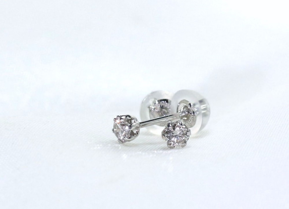 Pt900 ダイヤモンドピアス 計0.14ct 1枚目の画像