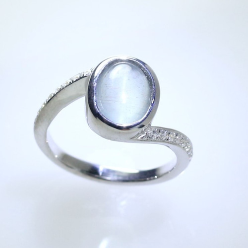 Pt900 ミルキーアクアマリン・キャッツアイリング 1.68ct 指輪
