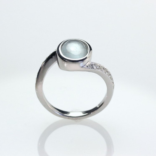 Pt900 ミルキーアクアマリン・キャッツアイリング 1.68ct 指輪・リング  