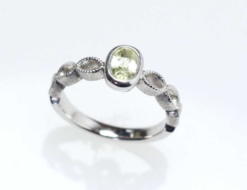 Pt900 シリマナイトリング　0.46ct