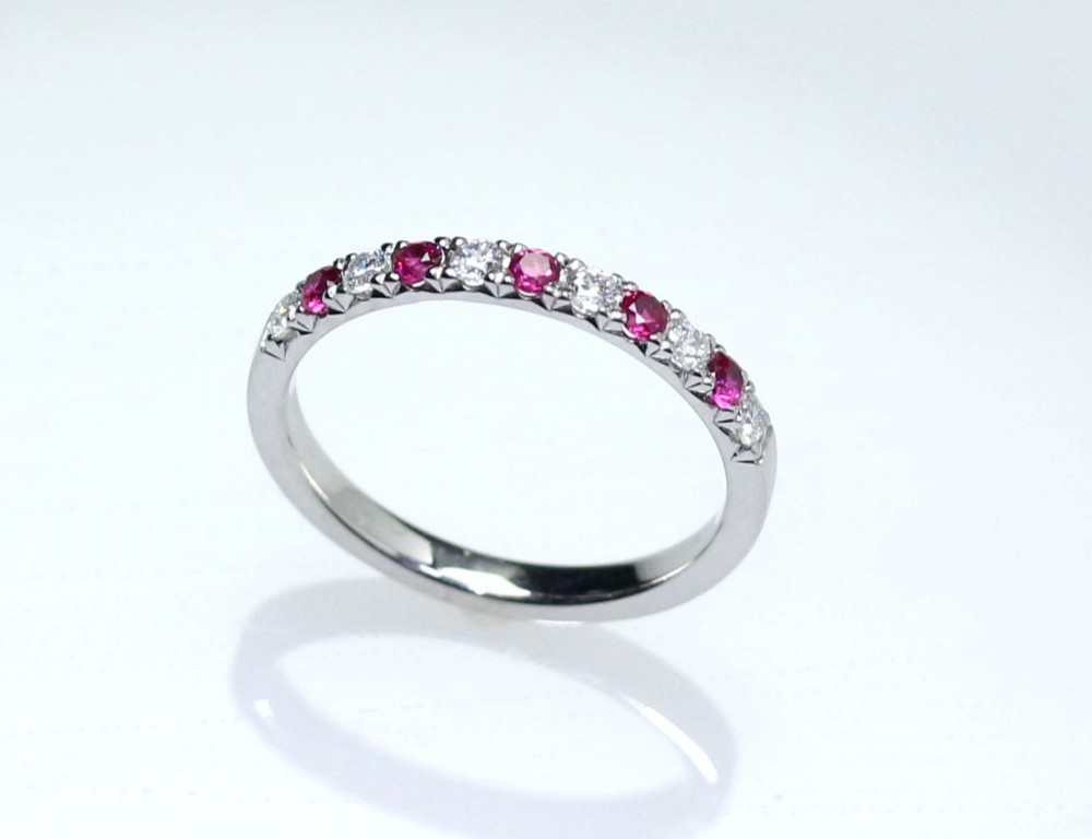 Pt900 ダイヤモンド＆ルビーリング