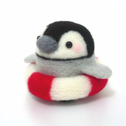 立トリ No.02 うきわ付きペンギン 1枚目の画像