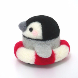 立トリ No.02 うきわ付きペンギン 3枚目の画像
