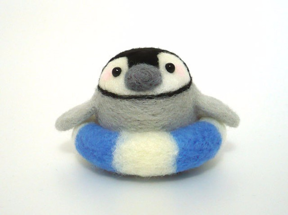 立トリ No.05 うきわ付きペンギン（ブルー） 2枚目の画像
