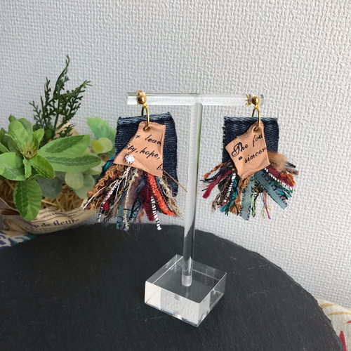デニムリメイク ピアスorイヤリング〔レザー×引き揃え糸×ビジュー 