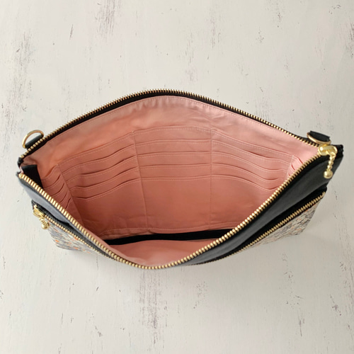 軽い！Mサイズ 母子手帳ケース B6 フラットポーチ ダブルファスナー